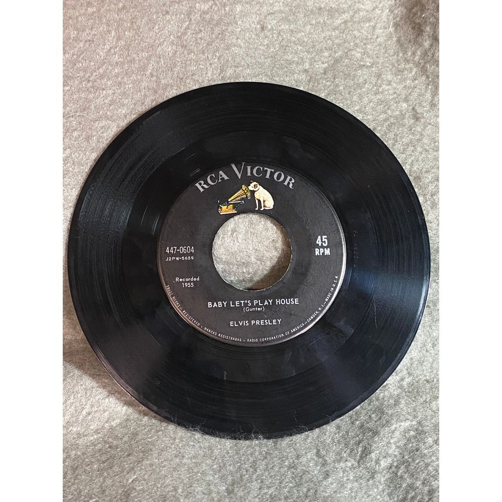 RCA Victor Vintage‎ Vinyl 45 RPM Record - Elvis Presley 'Baby Let's Play House'